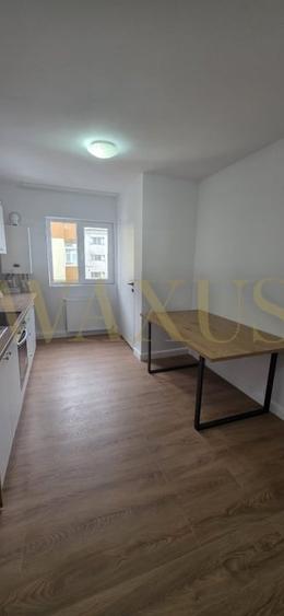 Apartament cu 2 camere decomandat, mobilat în Sud