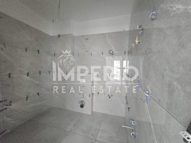 Apartament cu 4 camere semidecomandat în Central