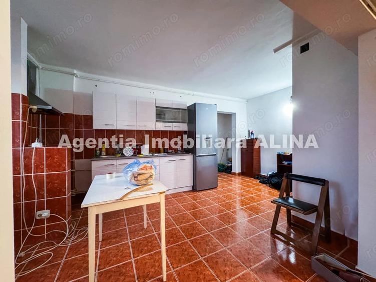 Apartament cu 2 camere decomandat în Decebal
