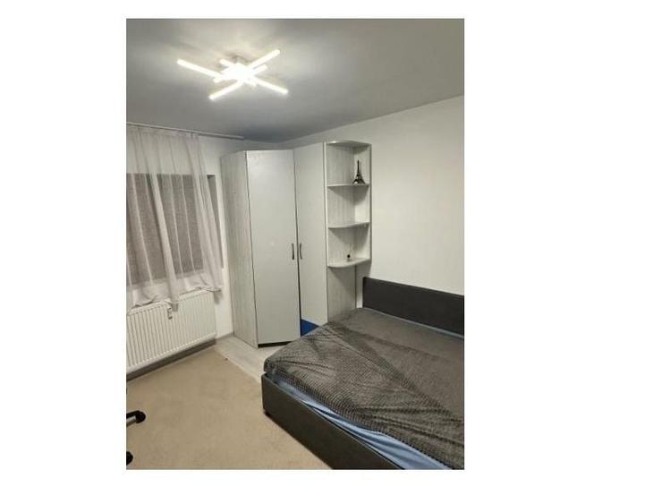 Apartament cu 4 camere decomandat în Rahova