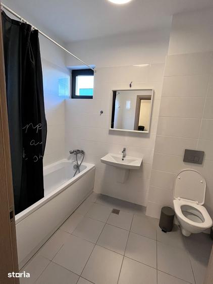 Apartament cu 2 camere, mobilat în Central