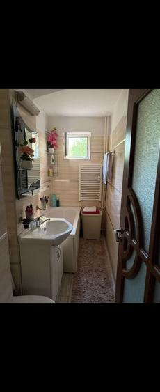 Apartament cu 2 camere semidecomandat în Secu