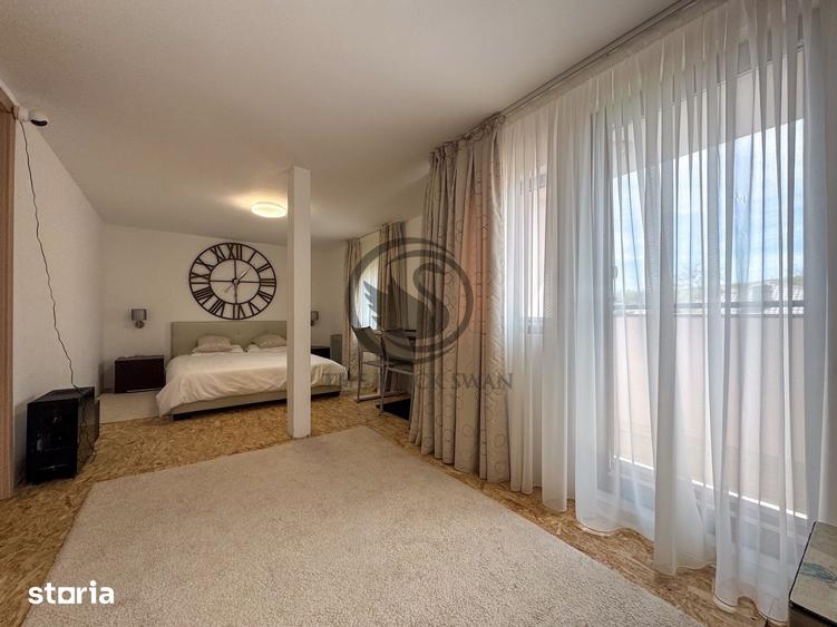 Casă cu 5 camere cu Teren 1073 Mp în Podenii Noi