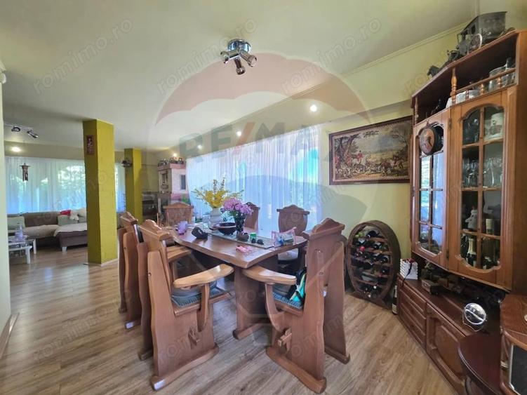 Casă cu 3 camere cu Teren 4534 Mp în Sud