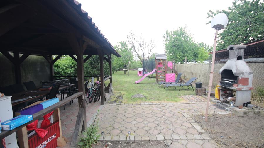Casă individuală cu 3 camere cu Canalizare în Freidorf