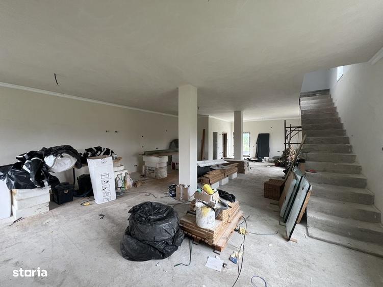 Casă cu 4 camere în Ambud