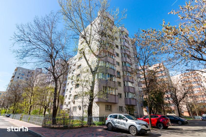 Apartament cu 3 camere, mobilat în Nerva Traian