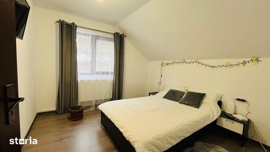 Casă cu 6 camere cu Teren 712 Mp în Central