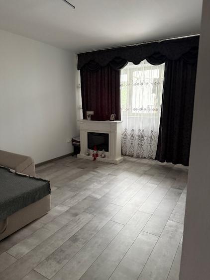 Apartament cu 2 camere decomandat, mobilat în B-dul București