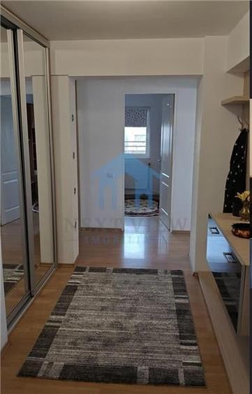 Apartament cu 3 camere decomandat în Zorilor