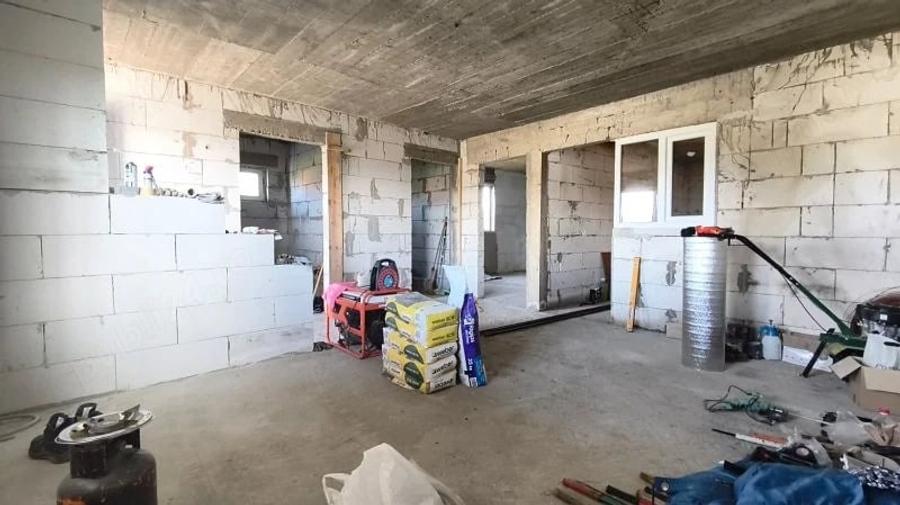 Casă cu 1 camere cu Teren 500 Mp în Central