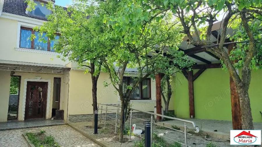 Casa in zona semicentrala 250000 Euro - 1