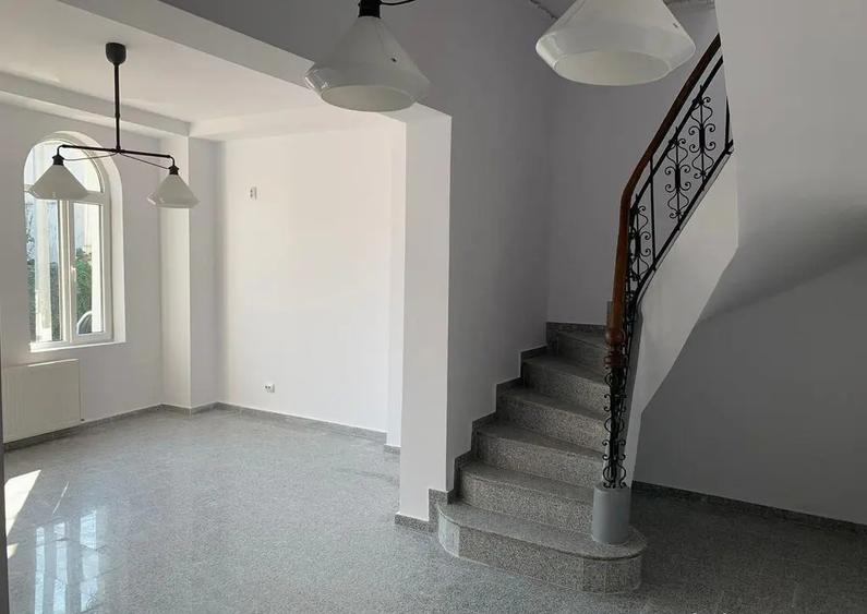 Casa cu destinatie comerciala 335 mp - 10