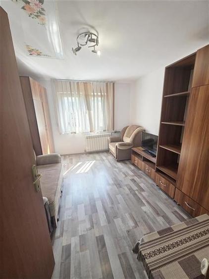 Garsoniera, zona Tractorul - 9