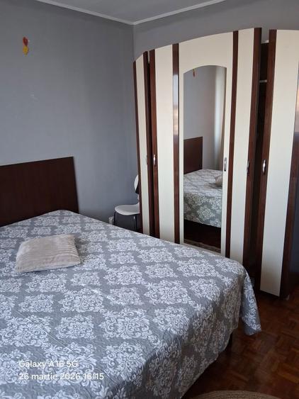 Ap 2 camere,Eroii Revolutiei - 5