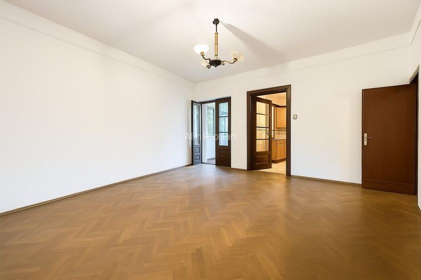 Refugiu interbelic cu 3 camere - 90 mp utili - Curte interioara