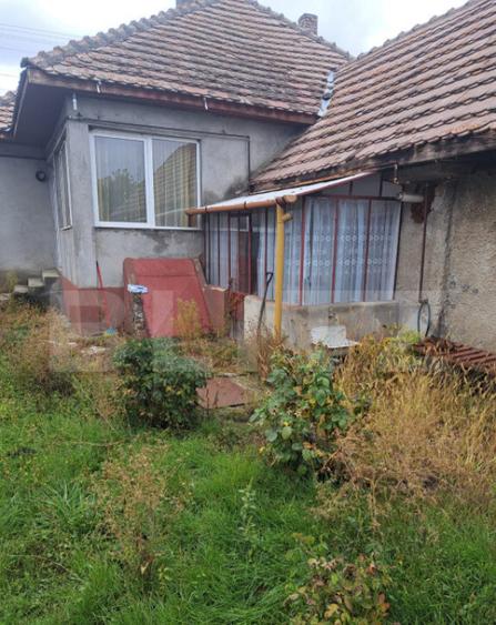 Vand casa cu teren generos Halchiu, aproape de Bra?o - 10