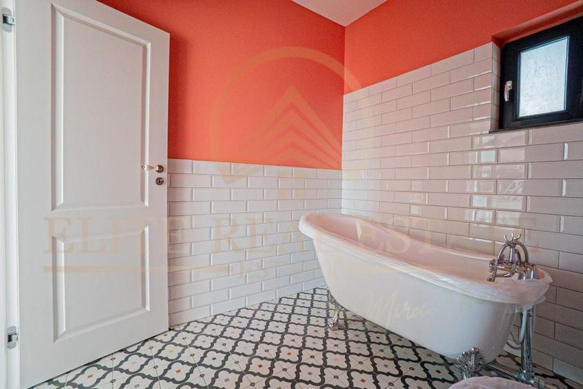 Năvodari - Casă exclusivistă cu ponton privat – Primul rând la lac - 24