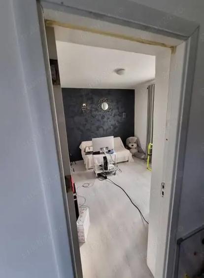 A 35 Proprietarul vinde casa amenajata ,mobilata ,utilata ,nou , Margineni Bacau, 90 mp cu teren - 9