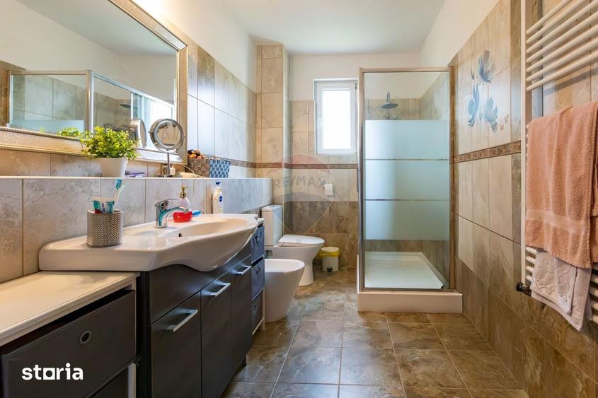Casa / Vila 4 camere de vanzare Comuna Magura, Str. Salcamului - 7