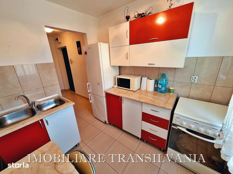 Ap. 4 camere etajul 2, Andrei Muresanu, zona Lama - 2