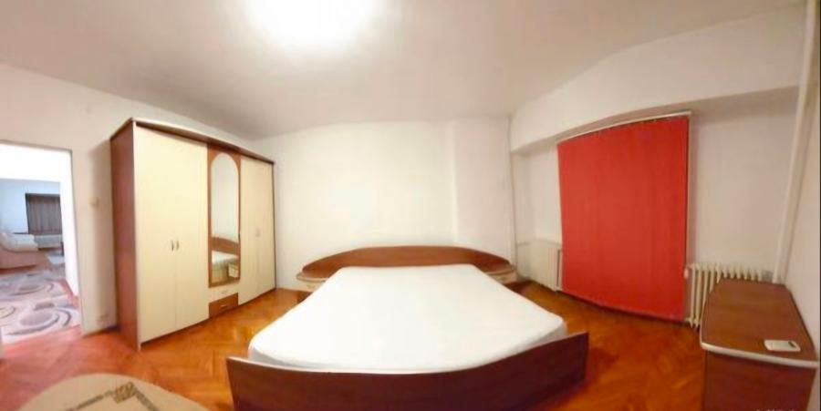 UNIRII CENTRAL, apartament -4 camere,decomandat, PROPRIETAR  - 10