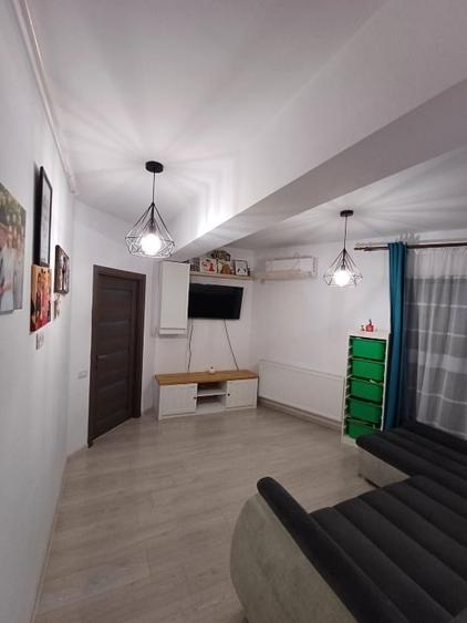 Va propun spre vanzare apartament cu 2 camere - 5