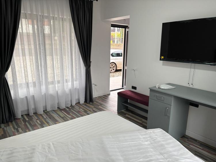 PENSIUNE-2025 , langa Riul MOlDOVA ,6 camere . totul nou , ECHIPATA COMPLET - 3