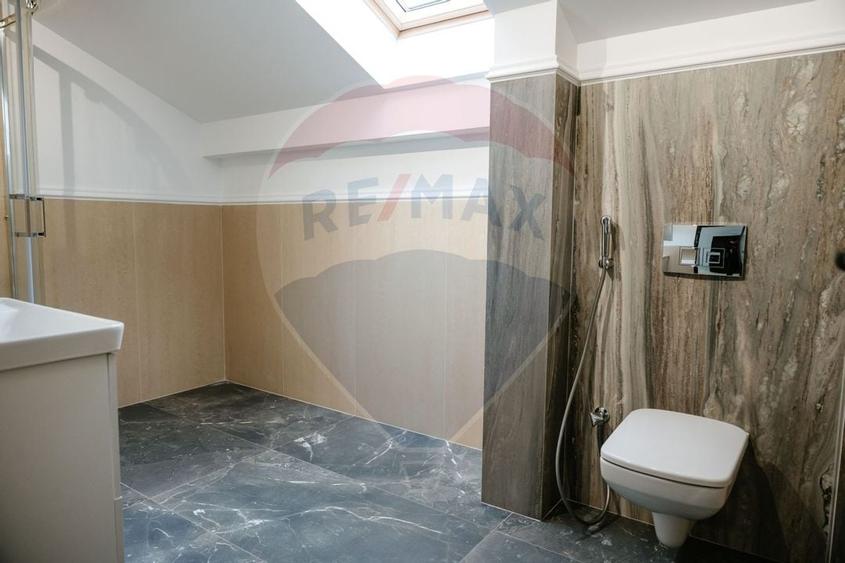 Spatiu comercial ULTRACENTRAL - 2,300mp de inchiriat - 4