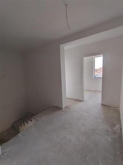 RECO Case insiruite cu 3 camere in Sanmartin - 5