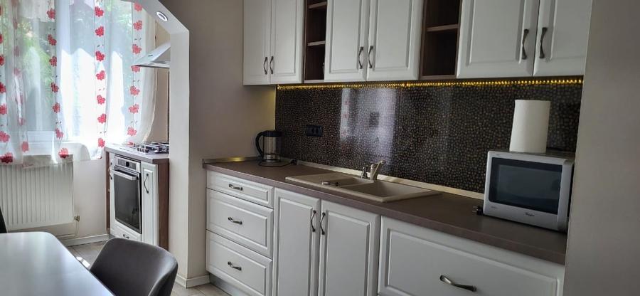 Inchiriez apartament - 1