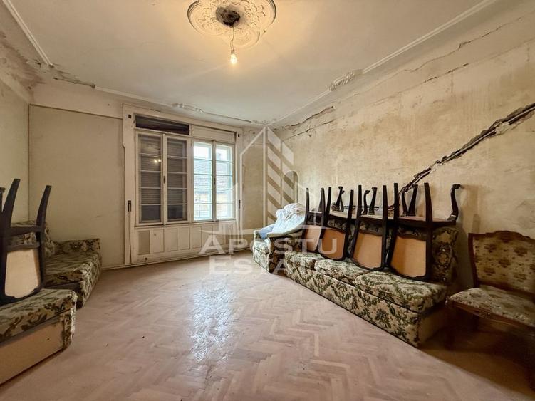 Casa individuala, teren 694mp, toate utilitatile, zona Balcescu - 7