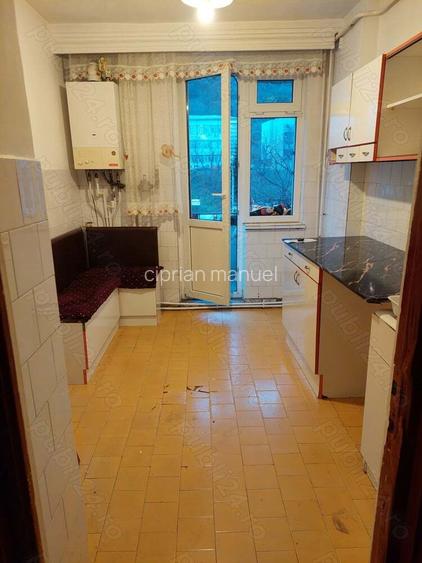 Apartament 3 camere Apartament 3 camere