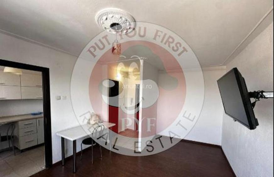 Teiul Doamnei | Garsoniera | Semidecomandata | 24mp | B11392