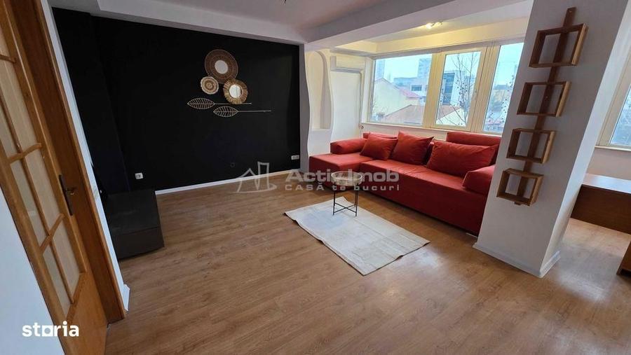 Apartament cu 3 camere decomandat, mobilat în Tomis I