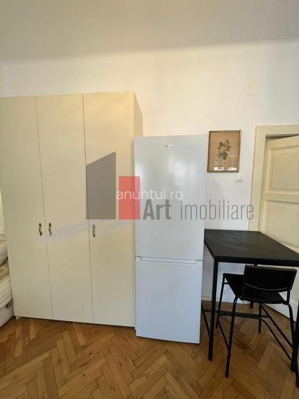 Magheru (ultracentral) garsoniera de inchiriat