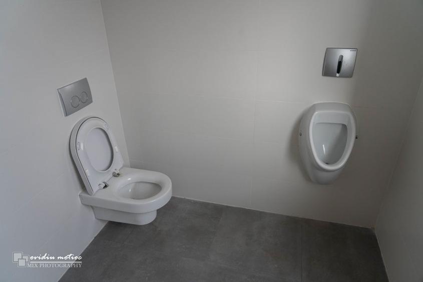 Hala clasa A, acces facil TIR - 7