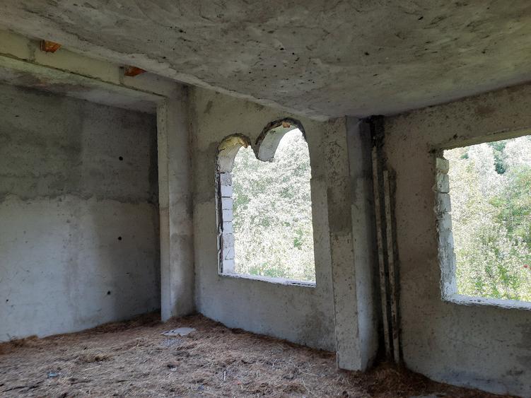 Conac situat in Breaza cu 2340 mp teren - 11