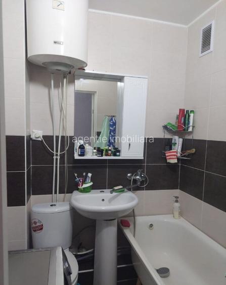 Inchiriez Apartament 2 camere Someseni