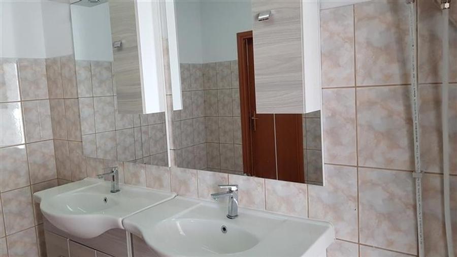 Spatiu pentru birou  - zona Baicului - 200 mp - 10