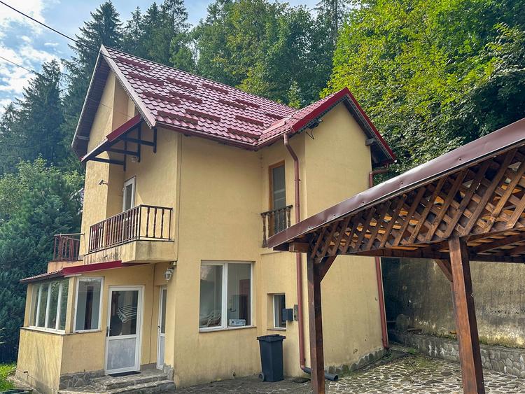 Casă de vacanță, P+E, teren 500mp, foișor cu grătar, Sinaia - 1