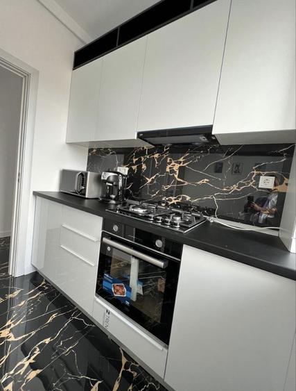 Inchiriez apartament Ultracentral 2 camere - 3