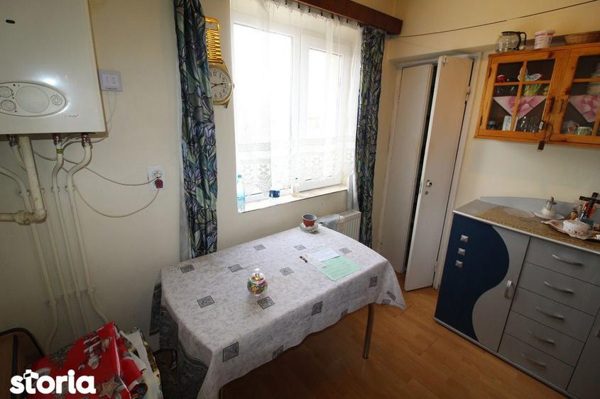 Vand apartament cu 3 camere in Calan, Central-Str.Traian, etaj 2... - 7