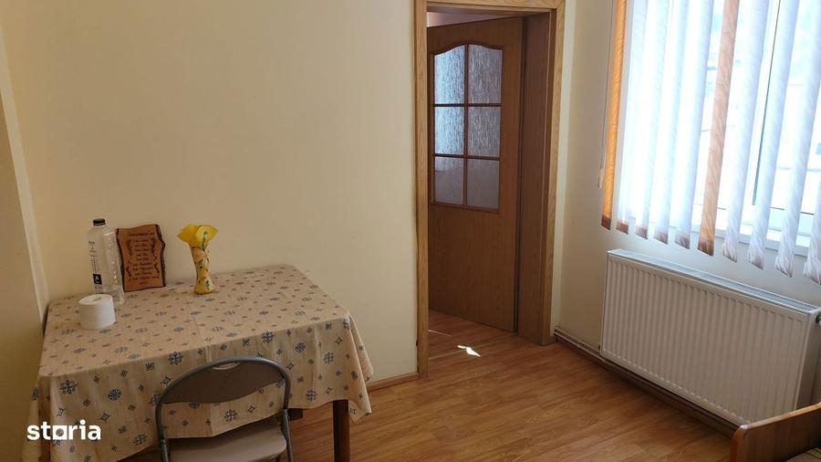 Apartament cu 2 camere, bucatarie separata ?i beci - 4