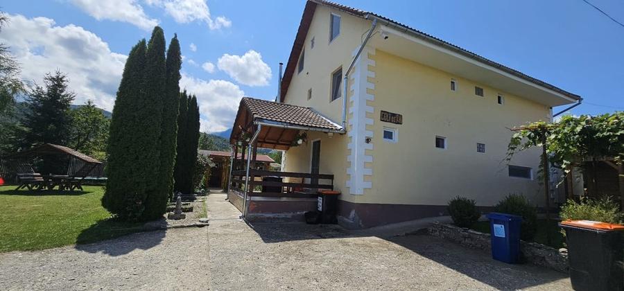 CASA VACANTA-zona pitoreasca minunata - 16