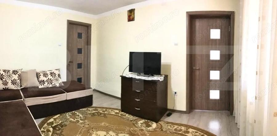 Casa Spa?ioasa cu 1.250 mp Teren, Mobilata ?i Utilata Aproape de Munte - 14