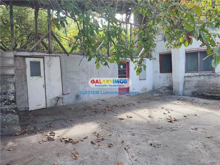 Spațiu comercial, de 150 mp, în Micro 11