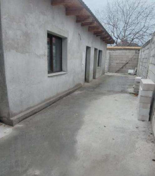 Casa 5 camere situata in zona MEDEEA - 4