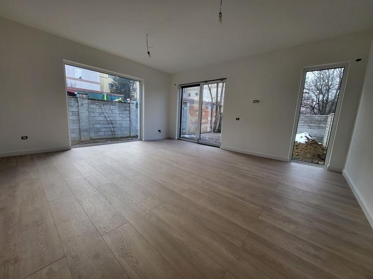 Comision 0%. Langa Iulius Mall. Zid despartitor dublu. Finisaje premium - 1