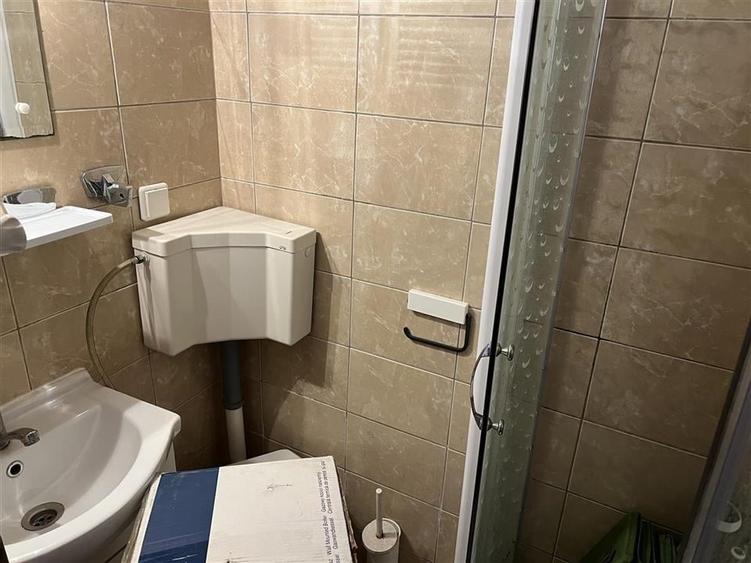 Spatiu comercial de inchiriat in centrul Brasovului - 10